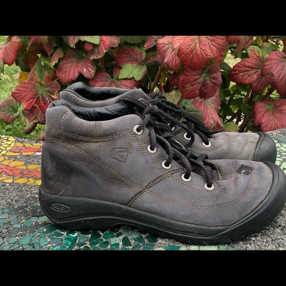 Keen men\'s Charcoal Leather Mid Hiking Boots Size 10 main image 6